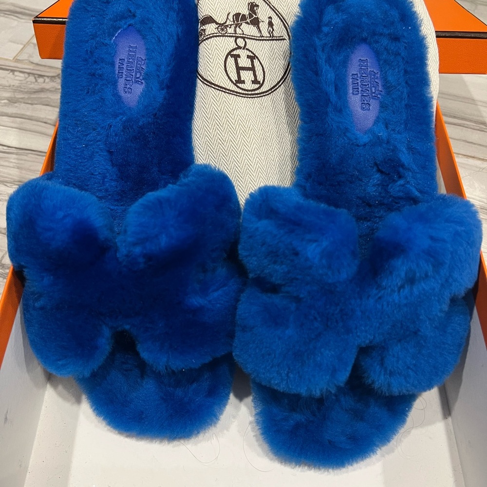 COPY - Hermes blue fur oran sandals with box and dust bags